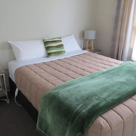 Culverden Court Motel Bagian luar foto